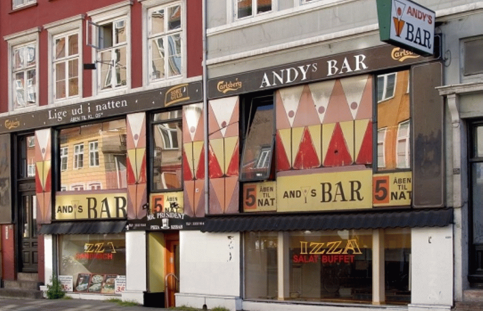 Vægmaleriet Andy's Bar